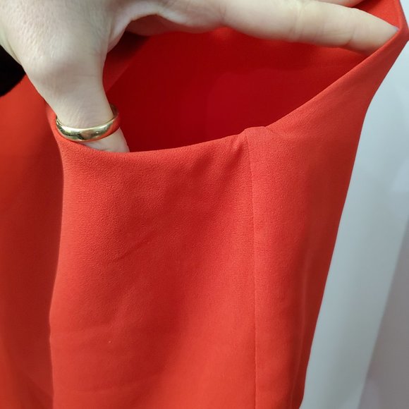 BCBG high-low dress blouse. - Picture 4 of 7